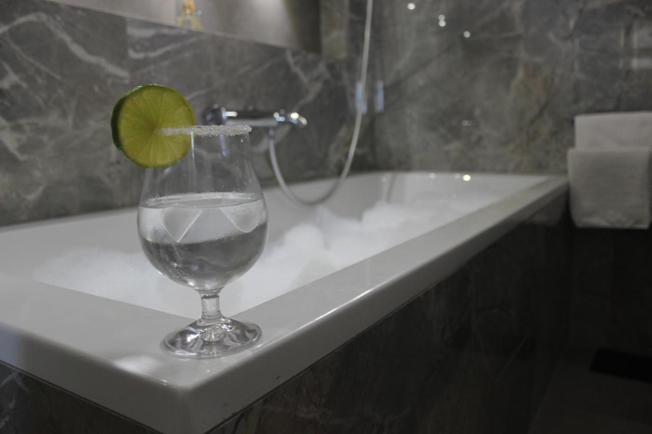 Aquamarine Deluxe Apartment ดูบรอฟนิก ภายนอก รูปภาพ