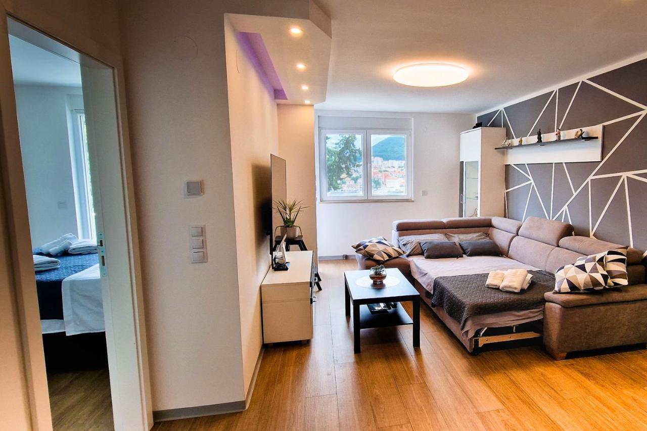 Aquamarine Deluxe Apartment ดูบรอฟนิก ภายนอก รูปภาพ