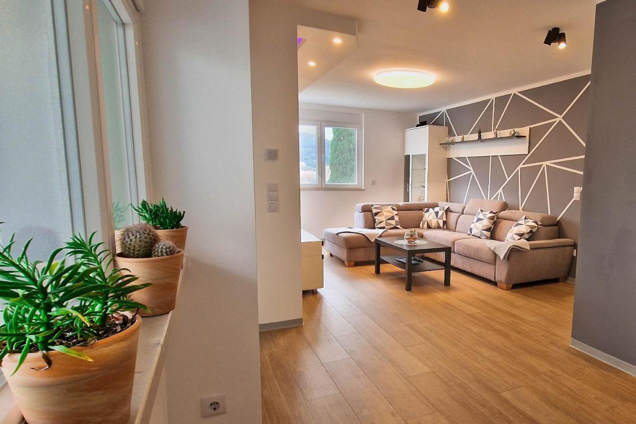 Aquamarine Deluxe Apartment ดูบรอฟนิก ภายนอก รูปภาพ